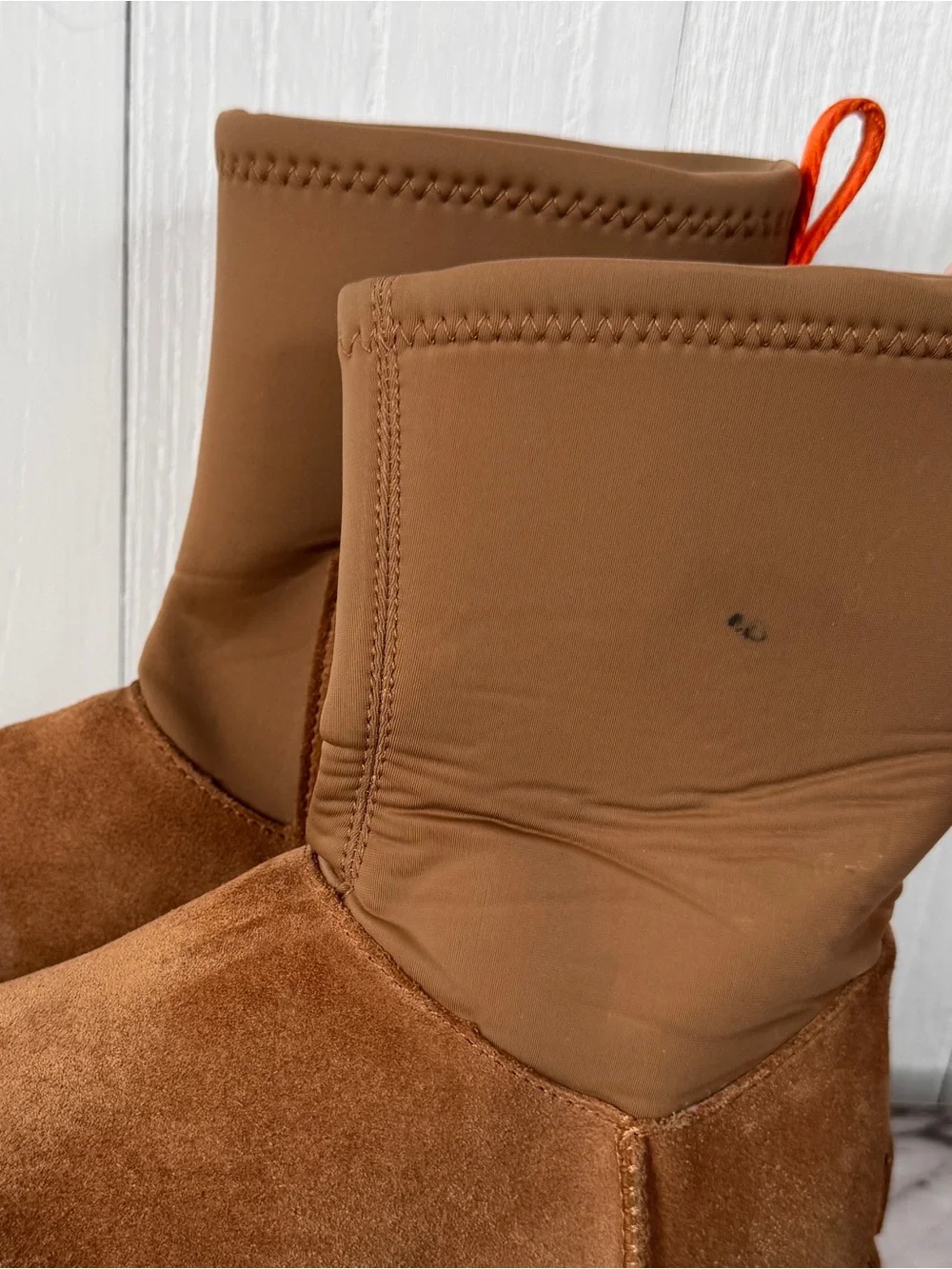 UGG Classic Dipper Platform Boots in Chestnut
